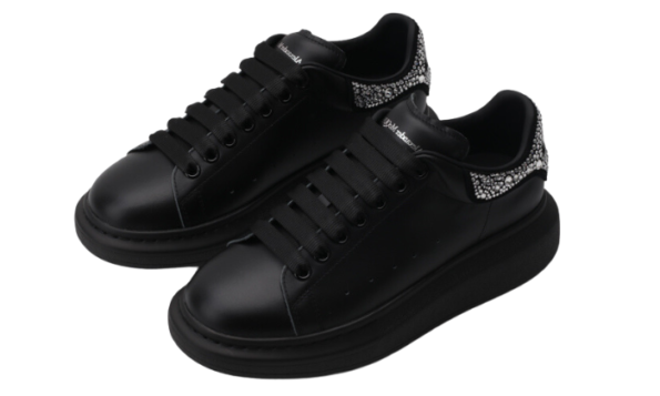 A. MQ – All Black Diamond Tail