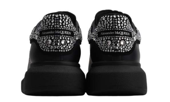 A. MQ – All Black Diamond Tail