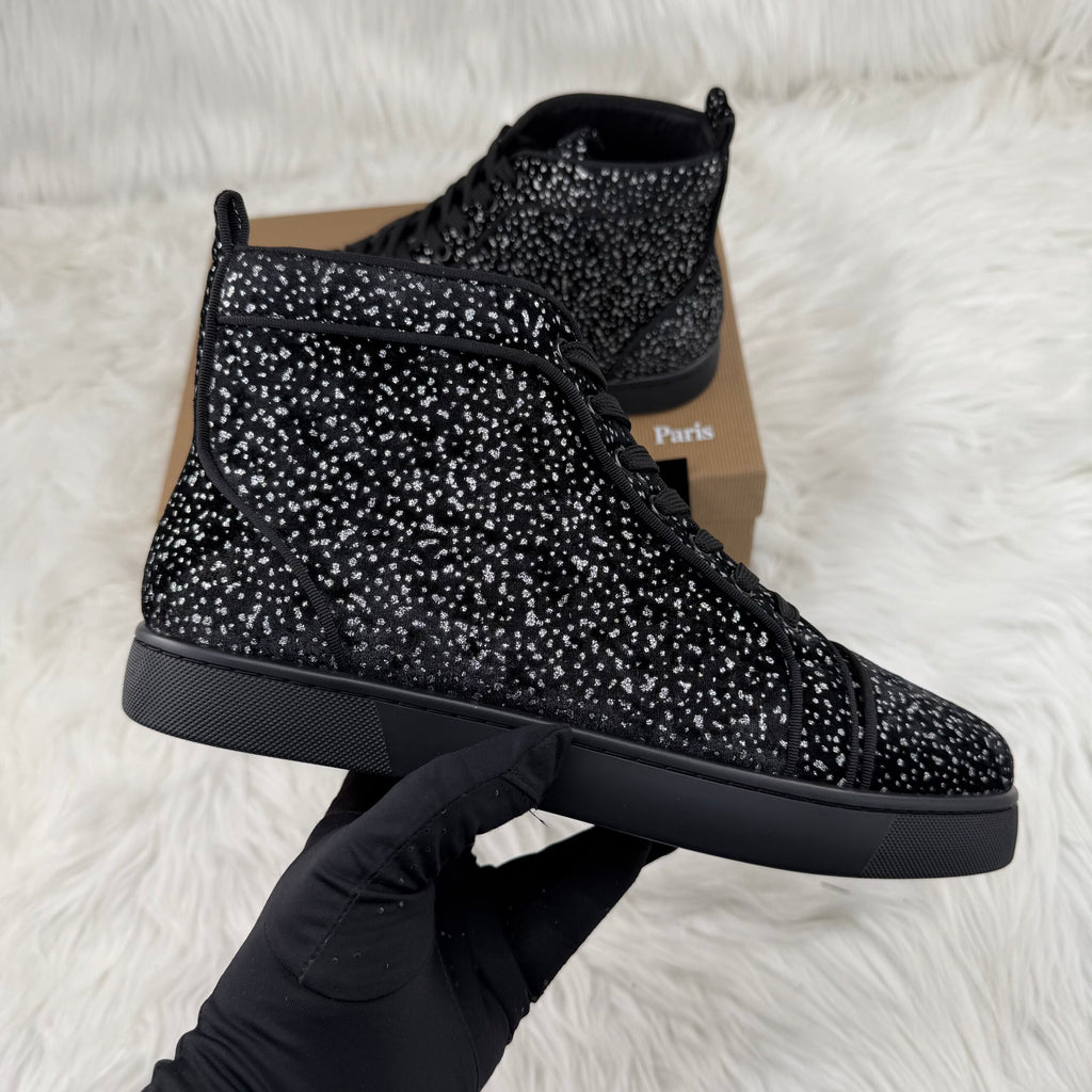 LBTN –  Suede Diamond