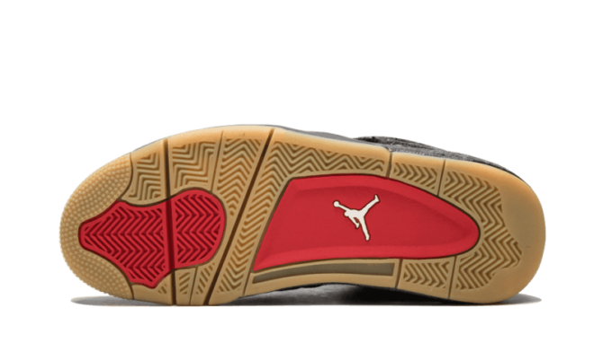 J4 – Levi’s Black