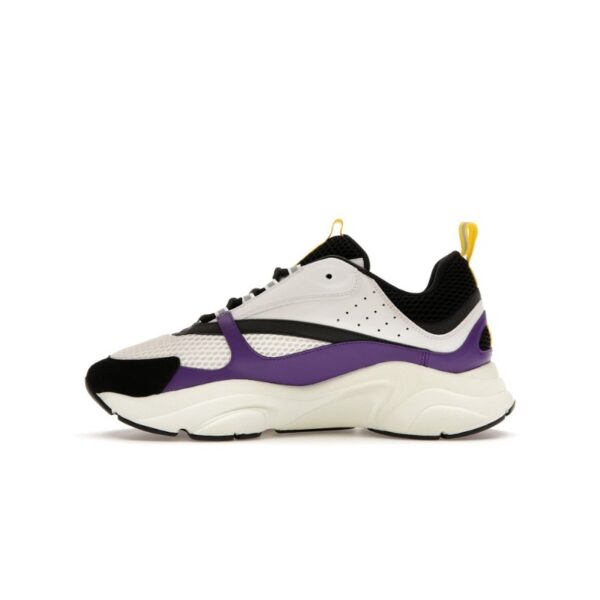 CD B22 ‘Violet White’