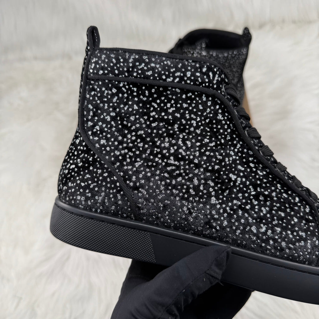 LBTN –  Suede Diamond